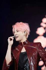 존잘존예에 있는 yh j님의 핀 연예인 사람들 투자