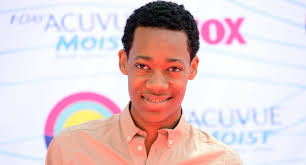 RUMOR] Tyler James Williams de “Todo Mundo Odeia o Chris” entra para o  elenco da 5ª temporada de The Walking Dead