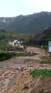 Born in 1918, lim was a young man, only a lowly carpenter while he picked up the local malay language. Landslide Hits Road In Genting Road To Amber Court Apartments Cut Off Updated The Star