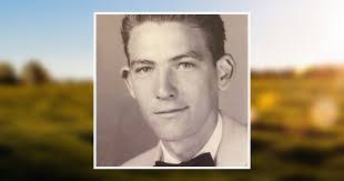 Eric Liles's Instagram, Twitter & Facebook