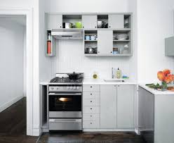 Dan ada banyak trik untuk membuat dapurmu tampak luas. Tak Masalah Sempit Ini X Desain Dapur Mungil Untuk Hunianmu Cek Bahan Bangunan