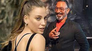 Keyifli hali dikkatlerden kaçmayan yılmaz, yaş farkı sorularına esprili bir karşılık verdi. Serenay Sarikaya Ile Cem Yilmaz In Yas Farki Sosyal Medyanin Dilinde Magazin Haberleri