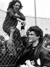 Morten harket news, gossip, photos of morten harket, biography, morten harket girlfriend morten harket is a 61 year old norwegian singer. The Best Music Videos Of The 1980s Queensland Times