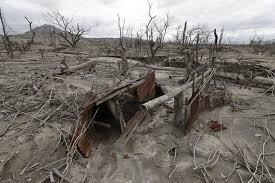 Latest news, reliefs, volunteers, updates and communication. Philippines Evacuates Dozens As Taal Volcano Rumbles Anew Bloomberg
