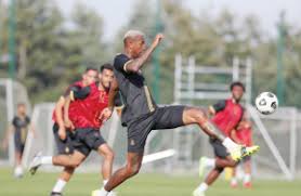 تيسيرا لجمهور المسافرين تم اطلاق برنامج حجز مقاعد القطارات من خلال الهاتف المحمول وفى إنتظار مقترحاتكم. K9oxamxkmd7ijm