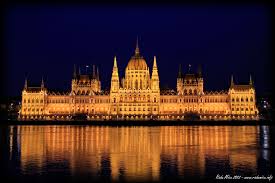 Budapest Parliament Building By Night Budapest Building Budapest Hungary