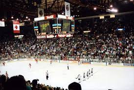 They played at metropolitan sports center in bloomington, minnesota. Vintage Mn Hockey On Twitter 26 Years Ago Today In 1993 The Minnesota North Stars Played The Franchises Last Ever Home Game Vs The Blackhawks At Met Center Before Relocating To Dallas