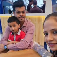My family is my life, and everything else comes second as far as what's  important to me.”🥰😍🤩😘❤️....... #familyphotography #familyvibes  #inorbitmall #explore #exploremore #cutepie😘 #omi
