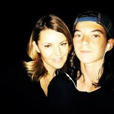 Christa Bennett (@ChristaHairLove)