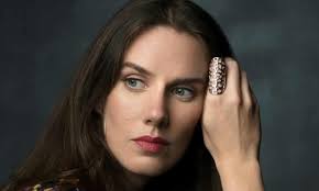 De lichamelijke verwerking van lijden en verlangen: Het empathische proza  van Leslie Jamison