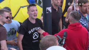 Rechte jugendbewegung identitäre flashmob der islamhasser. Rechtsextreme Identitare Bewegung Scheitert In Berlin Youtube
