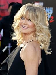 The layers falling from the chin to the shoulders can make the face look more oval and younger. 50 Classy Hairstyles For Women Over 60