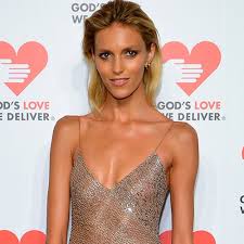 Anja rubik stworzyła autorską kampanię zatytułowaną #sexedpl. Anja Rubik Stars In A Music Video