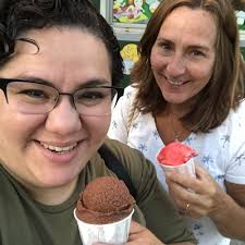 BEST of QUEENS Ice Cream & Frozen Yogurt