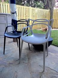 Pin By Ahmed Hany On Dicoration White Plastic Chairs Garden Table And Chairs French Bistro Chairs