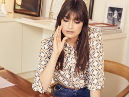 Born 10 july 1992 in martigues) is a french singer and songwriter. Edition Limitee La Collection Clara Lucioni X Sandro