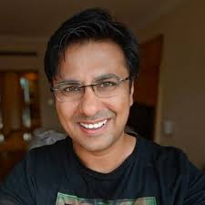 ASHLEY PINTO (@pintoashley)