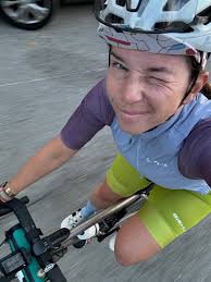 Is it time to put the debate to rest once and for all. White cycling shoes  means white helmet🤍. Black shoes. Black helmet. 🖤What say you?  CyclingThreads @shop.dstnc