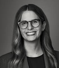 Emily White is a labor and employment attorney in Dinsmore's Los Angeles  office.