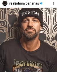 Johnny ♥️ with Ryohei Abe. Apparently Johnny is appearing