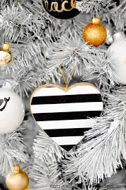 Black And White Christmas Tree Ornaments Diy Black White Gold Modern Christmas Tree Ornaments Modern Christmas Tree Black Christmas Trees Holiday Christmas Tree