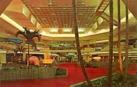 Malls Of America Vintage Photos Of Lost Shopping Malls Of The 50s 60s 70s Vintage Mall Dead Malls Shopping Malls