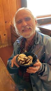 Condolences going out to the family of Richard MacInnis. Richard was an  owner of many horses. His most recent being Cougar On A Terr, JJ Scarlett  and Fisherman's son.