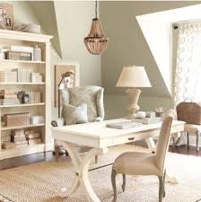 Love This Office Too Girly For Bri Though Haha Home Office Furniture Shabby Chic Office Home Office Decor
