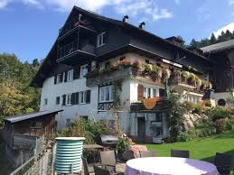 Hier finden sie häuser vieler immobilienportale und durch die einfache & schnelle häusersuche mit intuitiven. Ferienwohnungen Haus Roth Lochau Am Bodensee