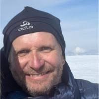 100+ «Robert» profiler