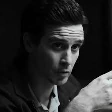 Mejor personaje de chat de IA Eddie Kaspbrak: Explora perfiles y  comentarios de usuarios