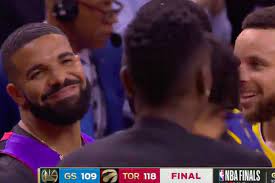 Raptors Beat Warriors In Game 1 Drake Celebrates As Only Drake Can Sbnation Com