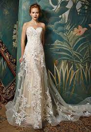 Blue By Enzoani Wedding Dresses Enzoani Wedding Dresses Wedding Bridesmaid Dresses Sweetheart Wedding Dress