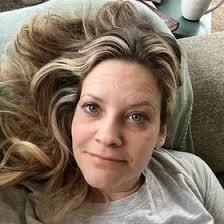 Lisa Stauffer-Lewis (lewisl)