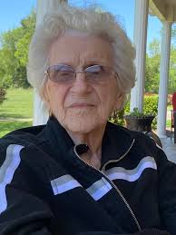 MARION HELEN JANE HOLDEN Helen Jane Holden, 71, died Saturday, May 19, 2018  at McLeod Regional Medical Center, surrounded by her loving family. Funeral  Services will be held at 5:00 PM on