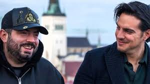 José Eduardo Derbez le reclama en público a Vadhir Derbez por no asistir al  bautizo de su hija Tessa