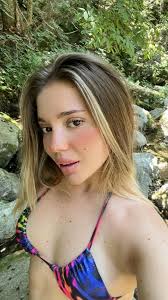 Hi, I'm Clara, I'm currently in Sydney, I'm travelling alone, the plan is  to work and then travel all over the east coast! ☀️🇮🇹🌺 If someone has  similar plans or is travelling