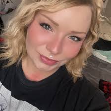 Natasha Anderson (@MotherRRussia) • Facebook