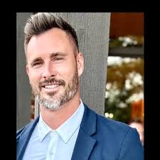 Sean-Rae Zalewski (@SeanRaeZalewski)