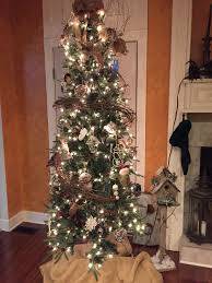 Nature Christmas Tree With Grapevine Garland Christmas Tree Christmas Tree Decorations Christmas