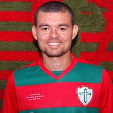 Portuguesa acerta com o lateral-esquerdo Marcelo Cordeiro