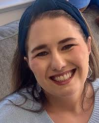 Tracy Lehman's Instagram, Twitter & Facebook