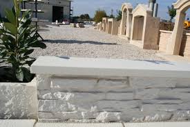 Epingle Par Sylvain Moret Sur Home Sweet Home En 2020 Dessus De Muret Ciment Blanc Couvre Mur