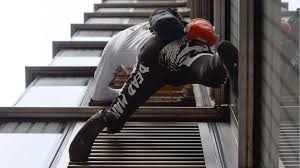 Major conservation centres headquartered outside the orangutans' home countries include frankfurt zoological society , 130 orangutan foundation international , which was founded by. Spider Man Alain Robert Scales London S Heron Tower Bbc News