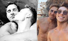 The aussie actor, who shot to stardom in 2008 as ben rafter in the however they are putting the trauma behind them since falling in love with roberts after meeting in sydney in november. Hugh Sheridan And His Handsome Tiktok Star Boyfriend Kurt Roberts Share A Smooch Daily Mail Online