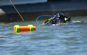 Revolutionary War shipwrecks get first good look in years