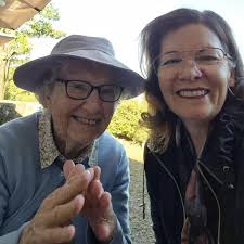 Folk/bluegrass woman slipped through the cracks in 2022