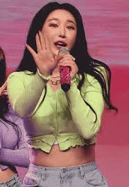 브레이브걸스 민영, 눈부신 미모…홀터넥 드레스도 찰떡. ë¸Œë ˆì´ë¸Œê±¸ìŠ¤ ë¯¼ì˜ Gif Gfycat