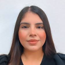 Vicki Fisk's Instagram, Twitter & Facebook