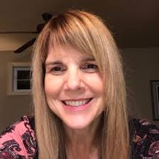 Rosemary Findlay's Instagram, Twitter & Facebook